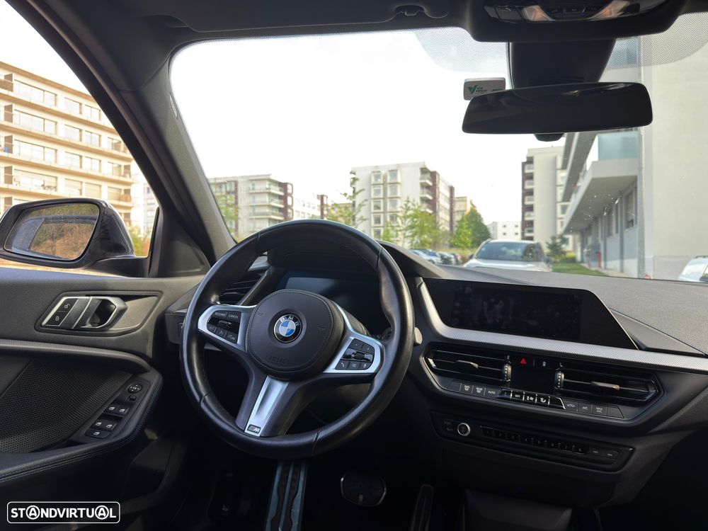 BMW 116 d Pack 50 anos M Auto - 15