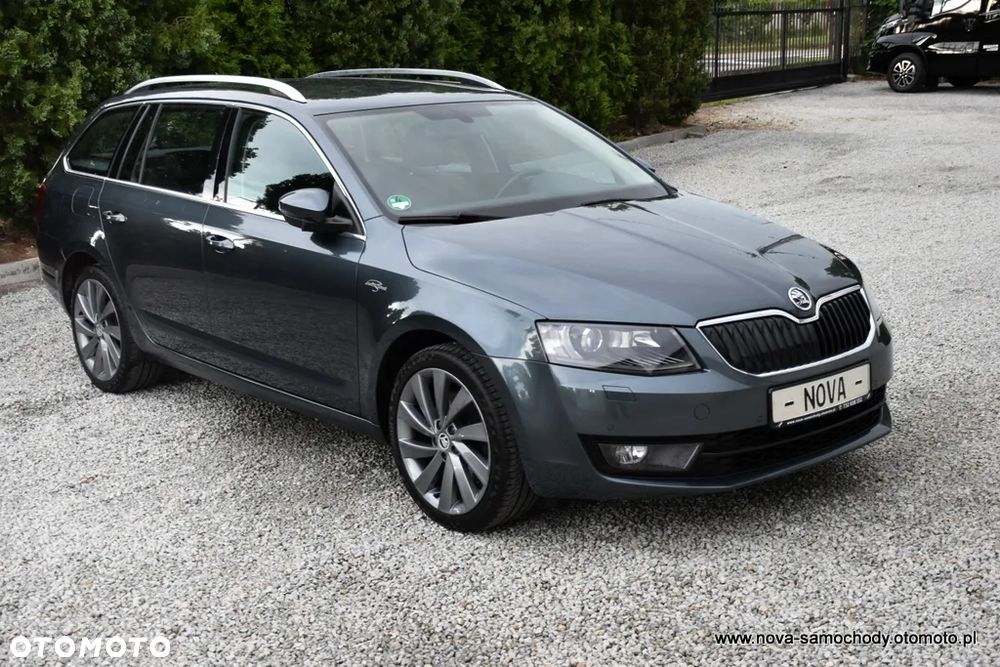 Skoda Octavia 2.0 TDI 4x4 L&K DSG - 12