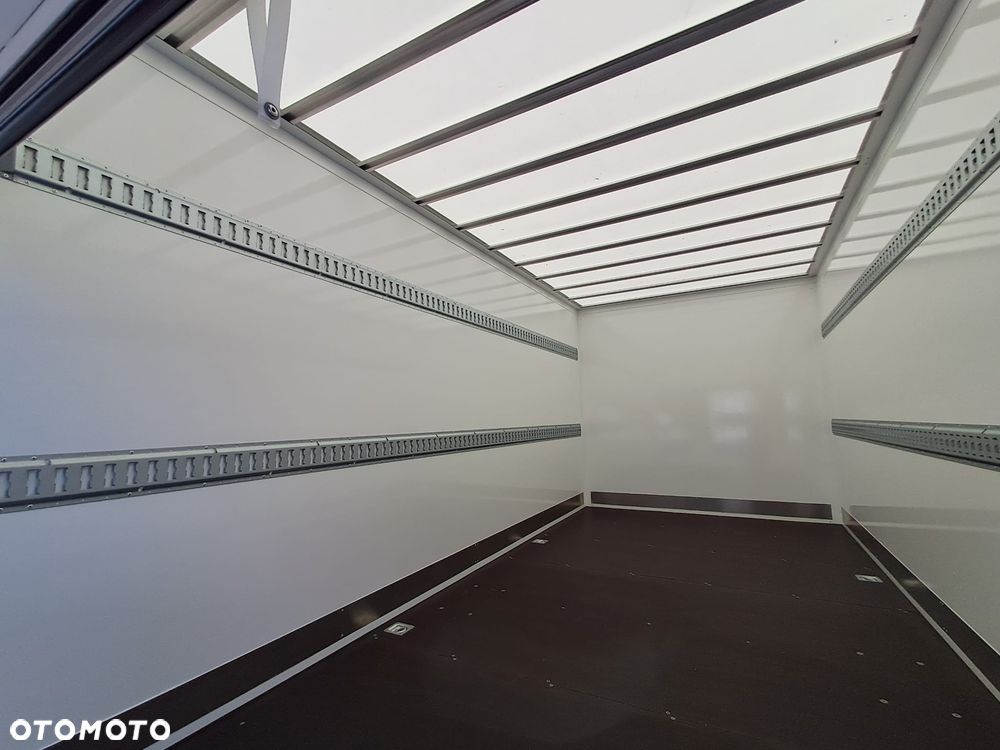 Iveco Daily 35S18HA8 Kontener z windą - 7