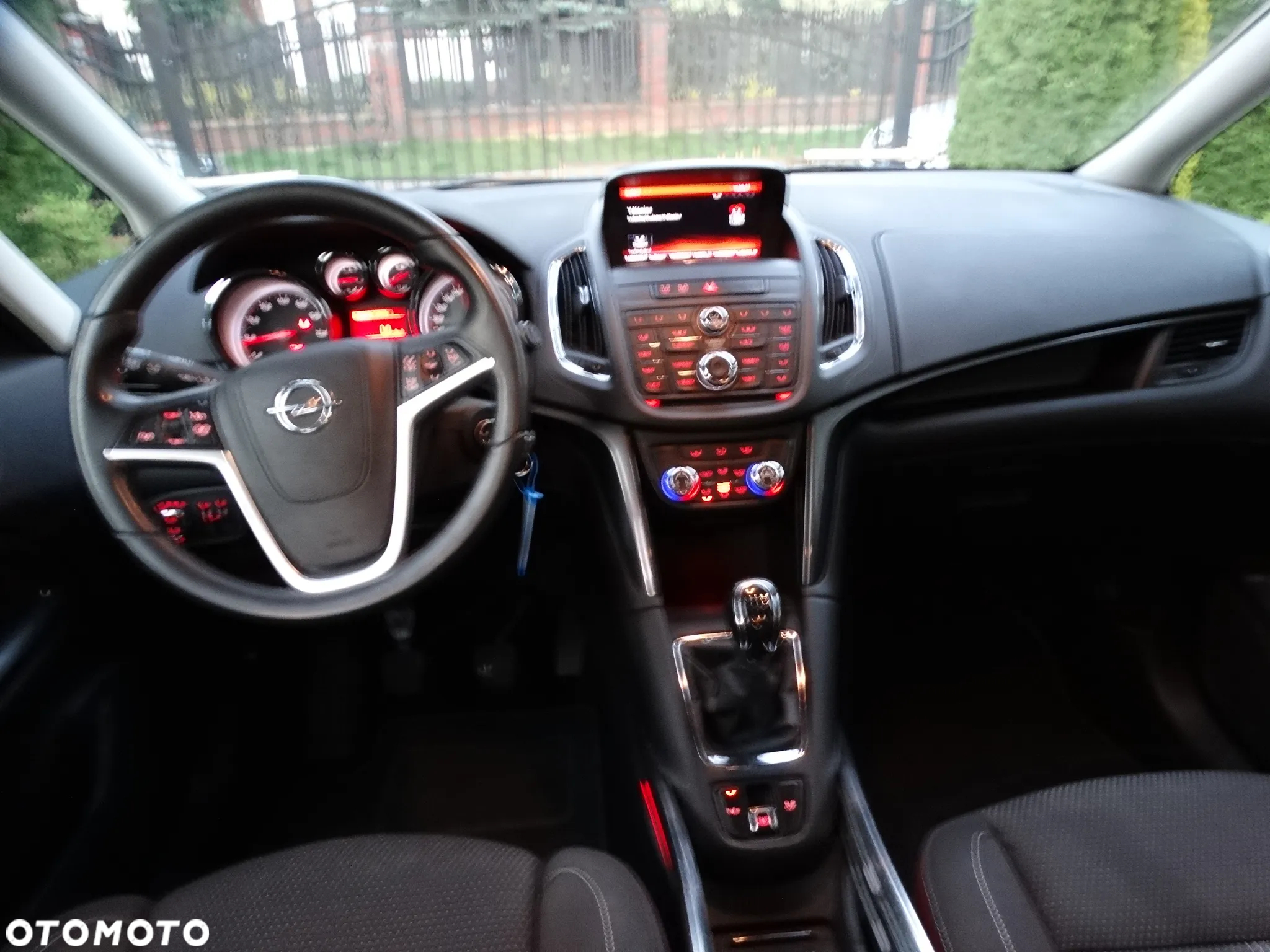 Opel Zafira - 12