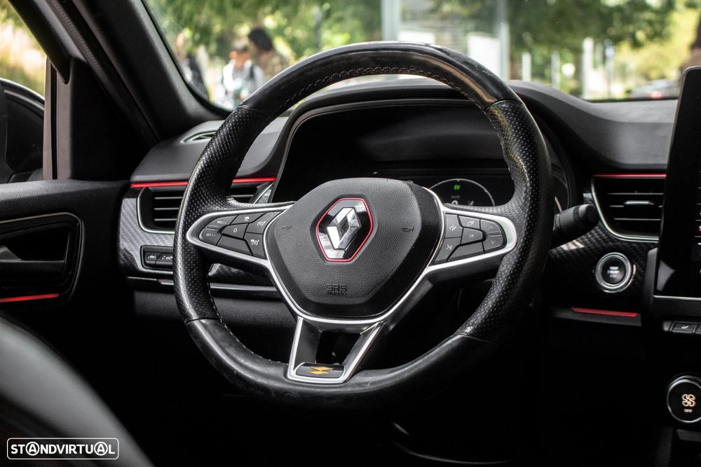 Renault Arkana 1.6 E-Tech R.S.Line - 30