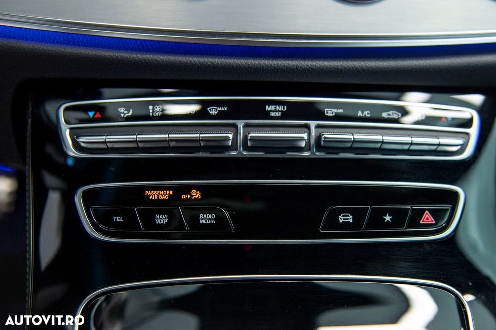 Mercedes-Benz E 400 d 4Matic Coupe 9G-TRONIC AMG Line - 24
