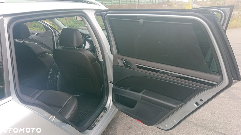 Skoda Superb 2.0 TDI 4x4 L&K DSG - 15