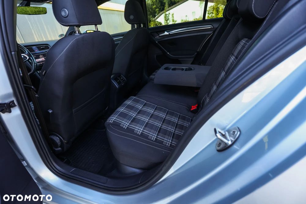 Volkswagen Golf GTD BlueMotion Technology DSG - 20