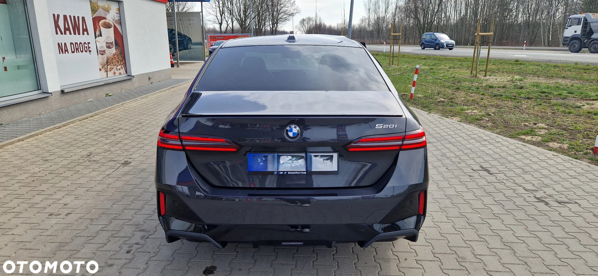 BMW Seria 5 520i mHEV M Sport - 6