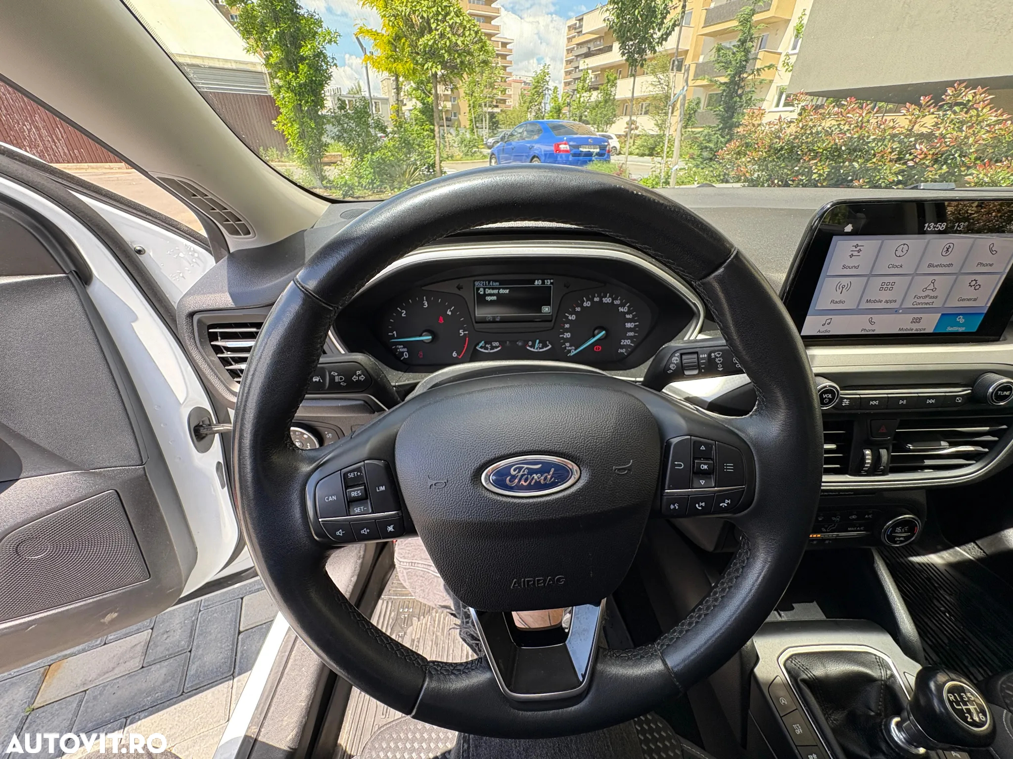Ford Focus - 16