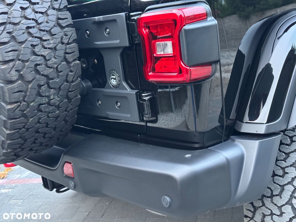 Jeep Wrangler - 28