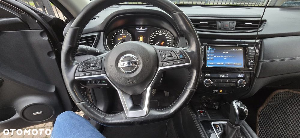 Nissan X-Trail - 10