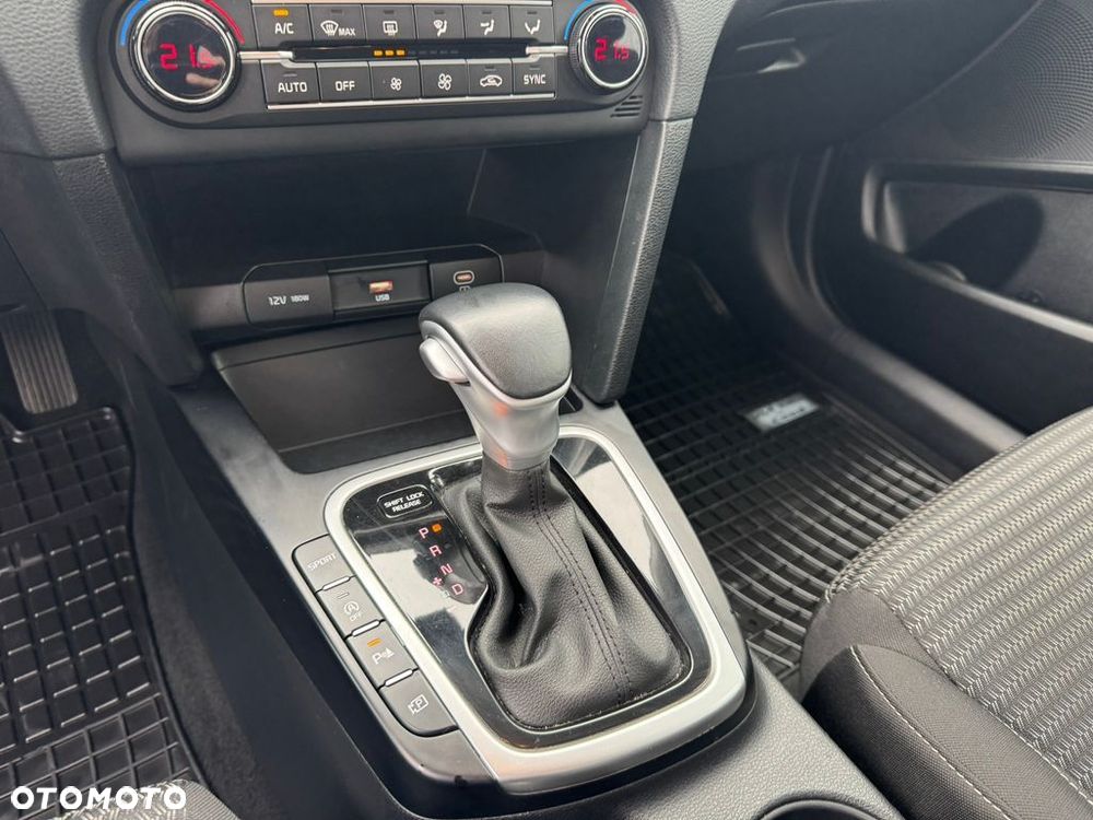 Kia Ceed 1.5 T-GDI M DCT - 13