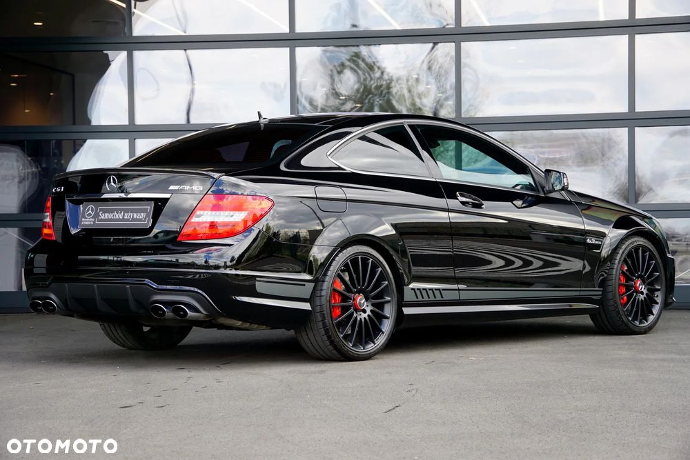 Mercedes-Benz Klasa C 63 AMG - 5