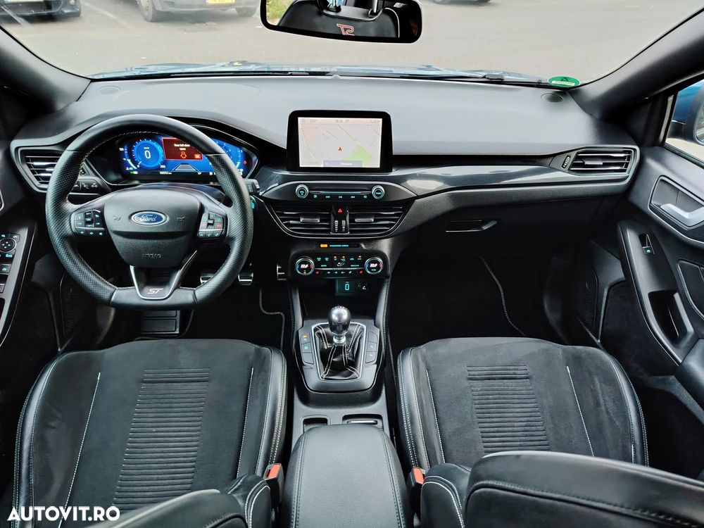 Ford Focus - 6