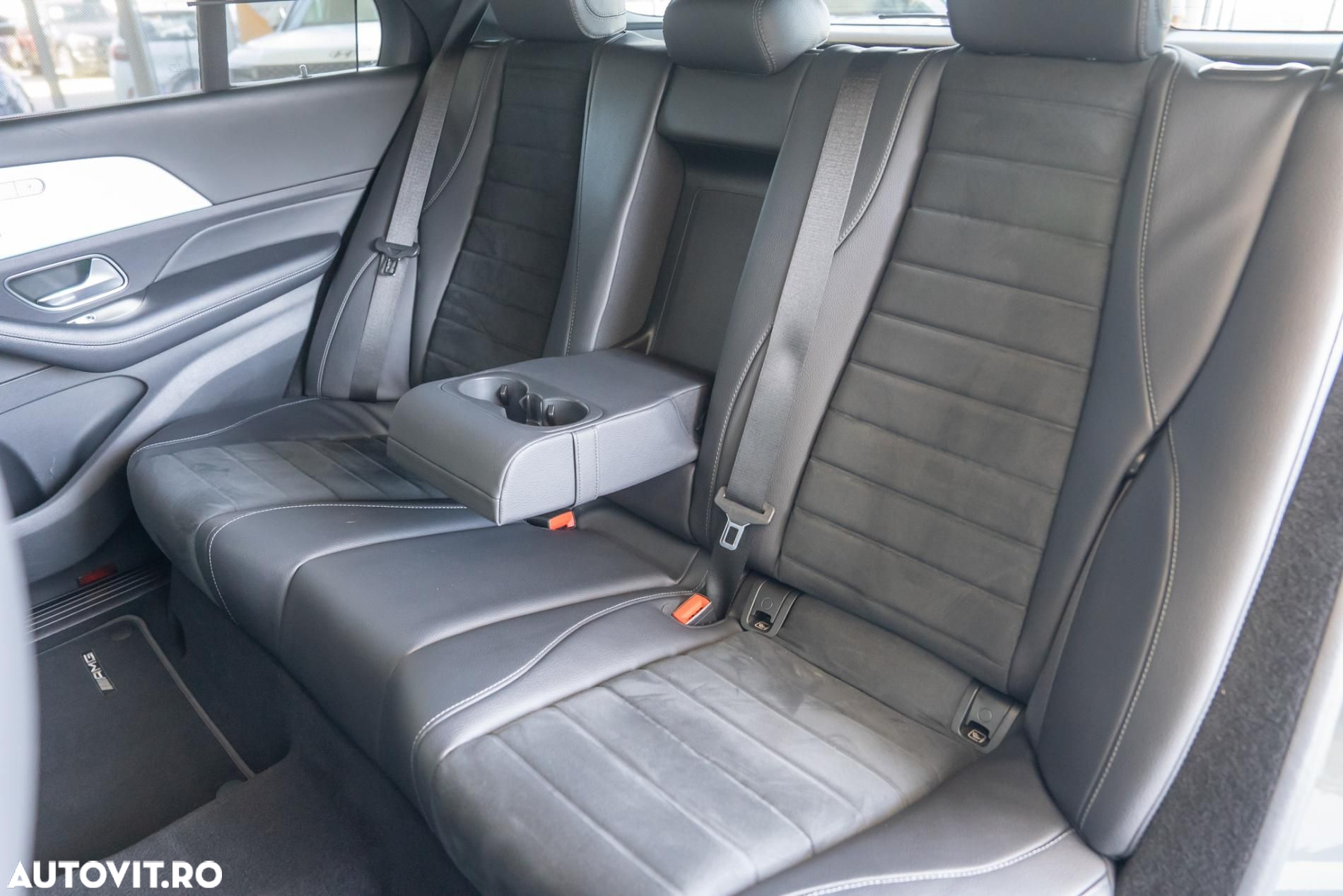 Mercedes-Benz GLE 450 4Matic 9G-TRONIC AMG Line - 23