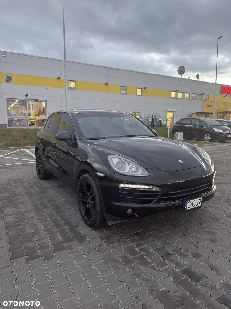 Porsche Cayenne - 2