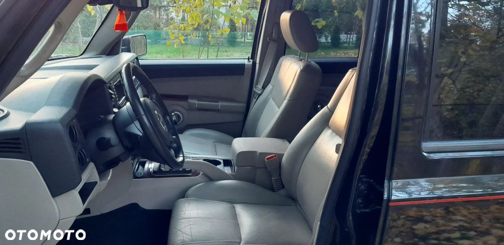 Jeep Commander 5.7 V8 HEMI Automatik Overland - 9