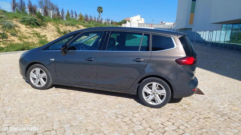 Opel Zafira 1.6 CDTi Cosmo - 2