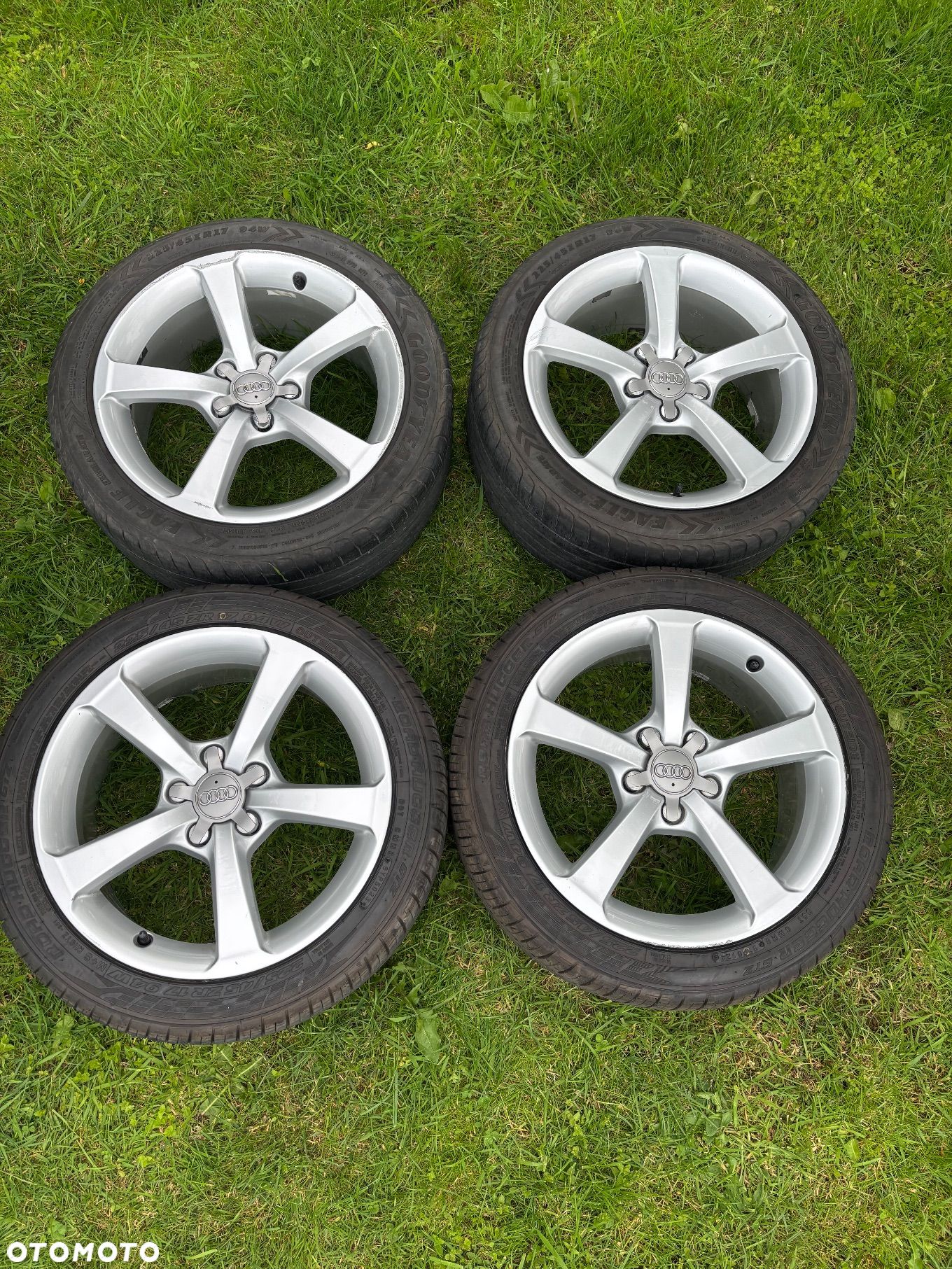 Zestaw 4 kół Audi A3 8V Sedan – Felgi 17” + Opony 225/45 ZR17 - 1