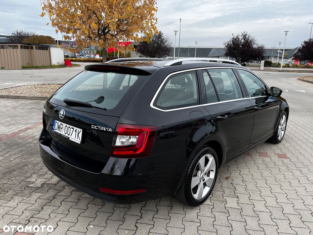 Skoda Octavia 1.4 TSI Style DSG - 6