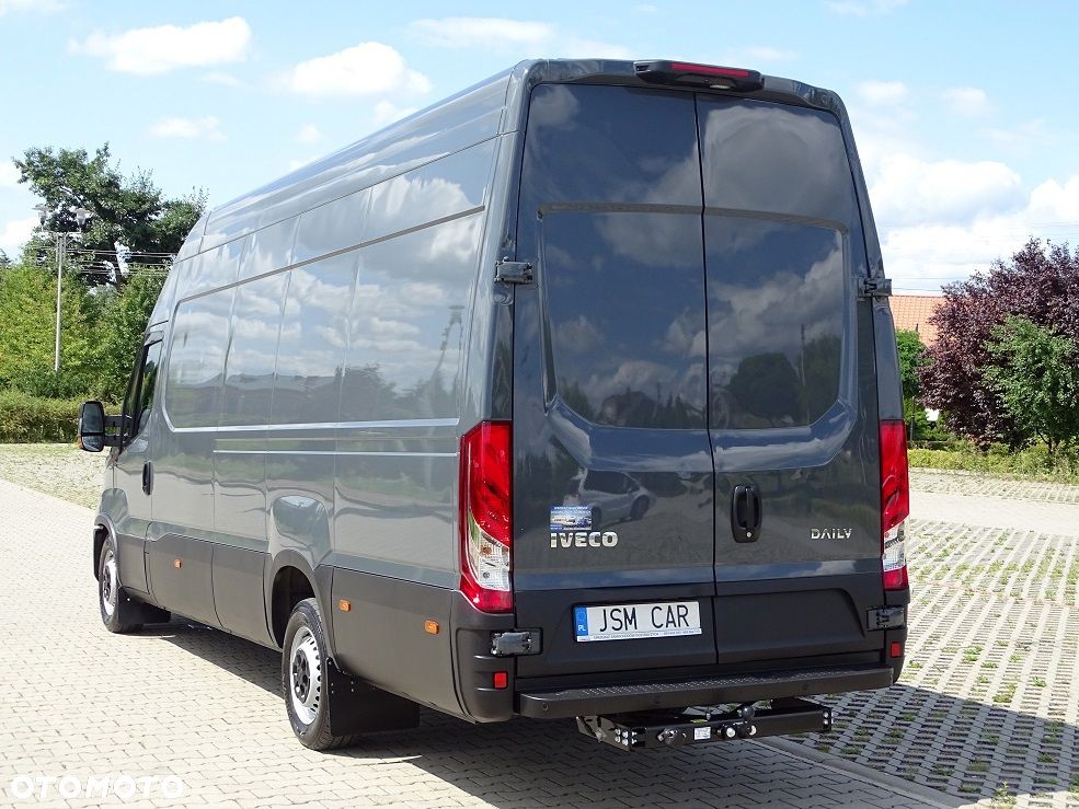 Iveco Daily 35S18 L4H3 3.0 180 Blaszak Furgon UNIKAT!! 77 Tyś.km. JAK NOWY!! Salon PL 1 Wł.!! - 10