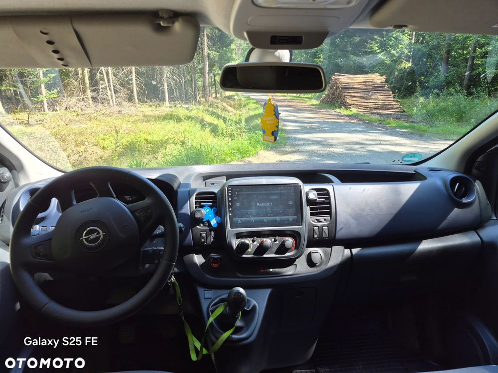 Opel Vivaro L2H1 2,9t Elegance Premium - 8
