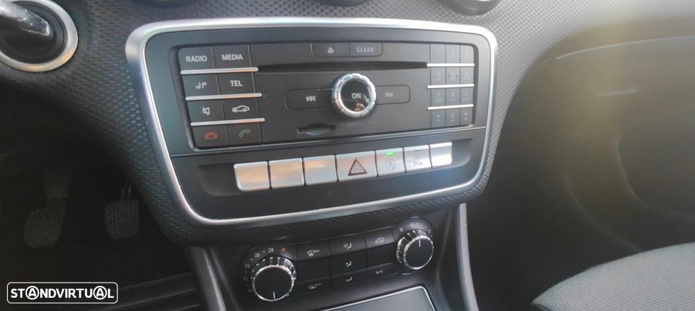 Mercedes-Benz A 180 - 22