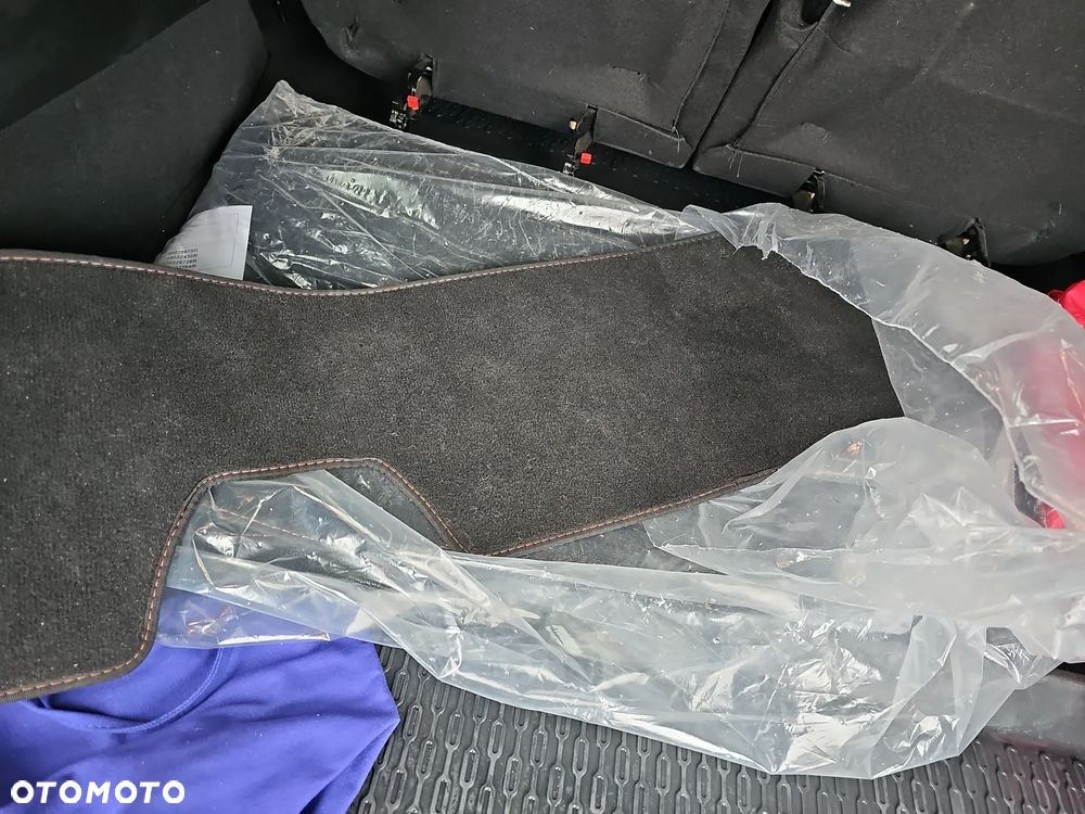 Dacia Jogger 1.0 TCe SL Extreme 7os - 26