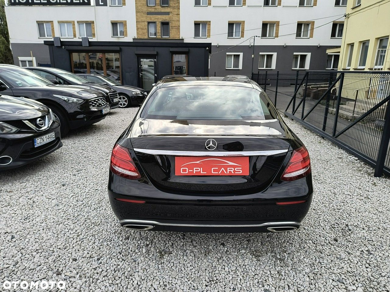 Mercedes-Benz Klasa E 400 4-Matic 9G-TRONIC - 6