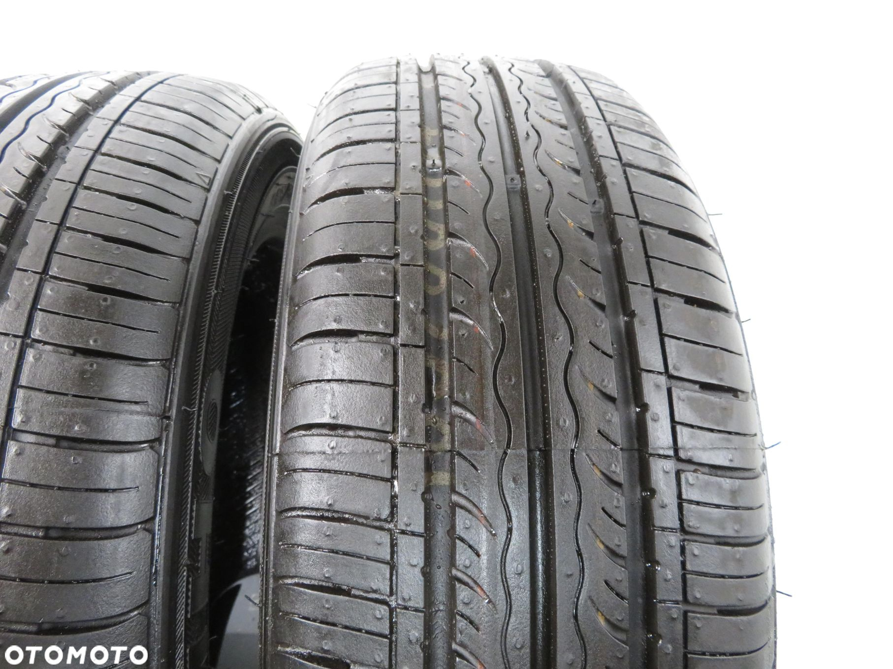 2X 165/60R14 OPONY LETNIE KUMHO SOLUS KH17 75H  DOT: 0816. - 6