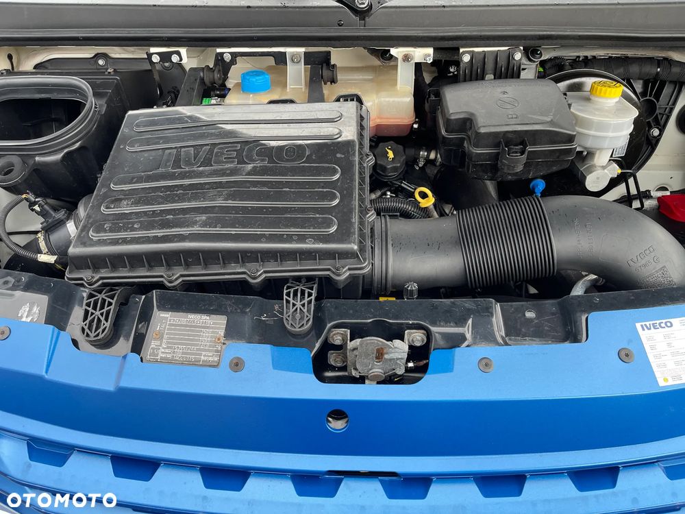 Iveco Daily Izoterma Winda - 14