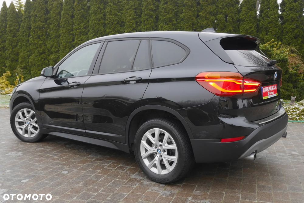 BMW X1 xDrive25d Advantage sport - 4
