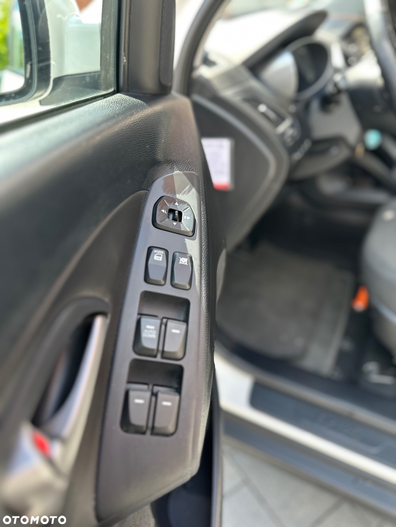 Hyundai ix35 1.6 2WD blue Trend - 30