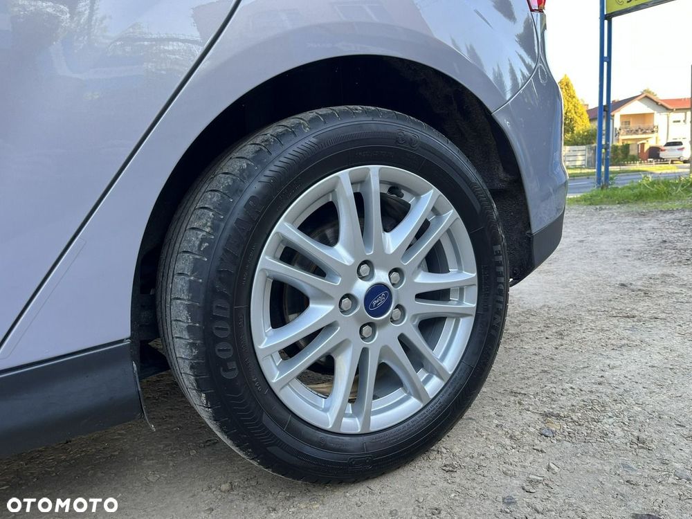 Ford Focus - 12