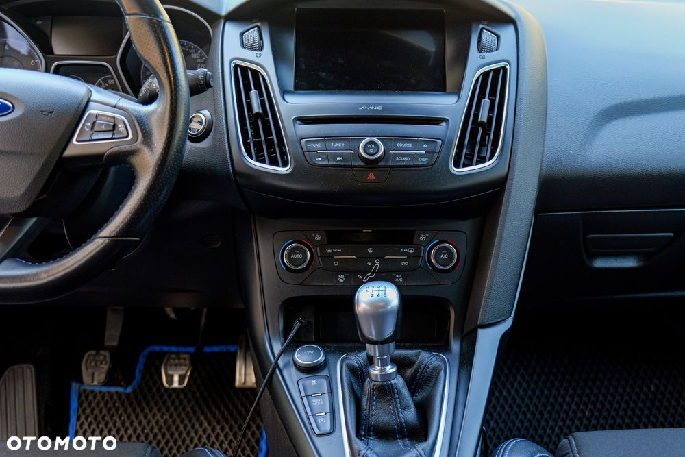 Ford Focus - 20