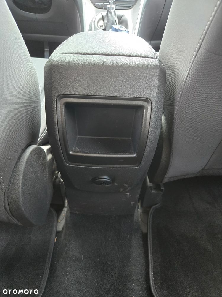 Ford Kuga 1.5 EcoBoost 2x4 Trend - 16