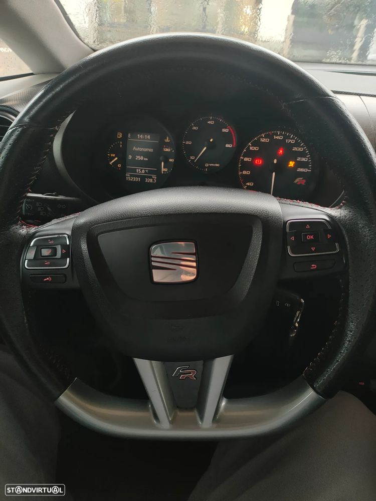 SEAT Leon 2.0 TDI FR DPF - 7