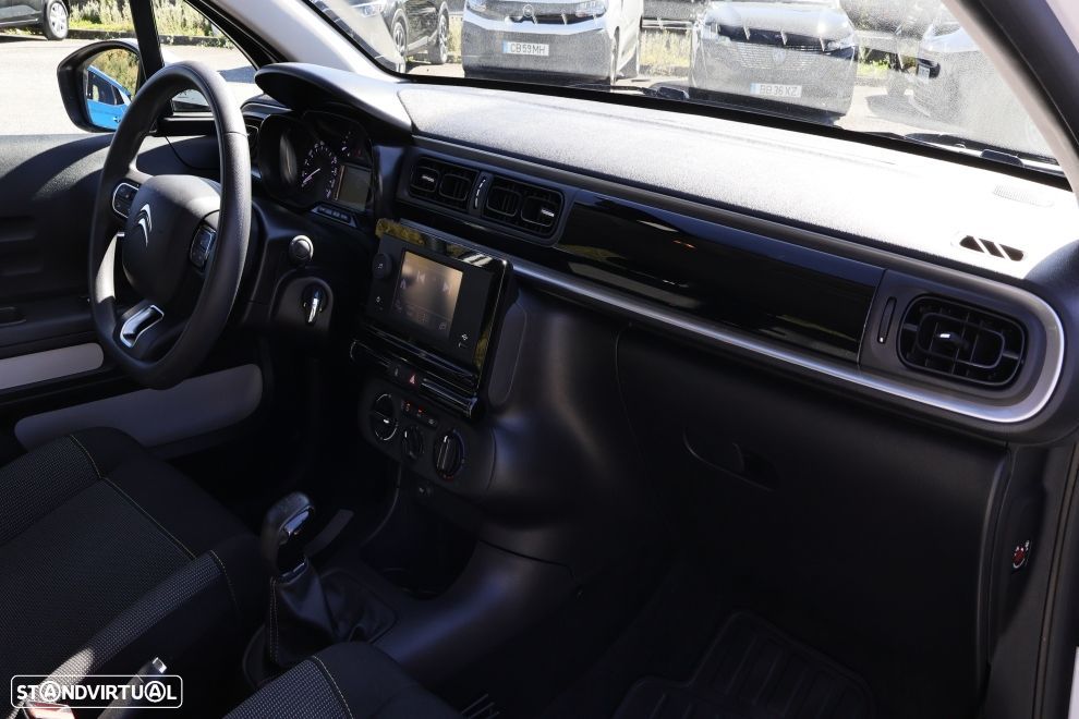 Citroën C3 1.2 PureTech Plus - 12