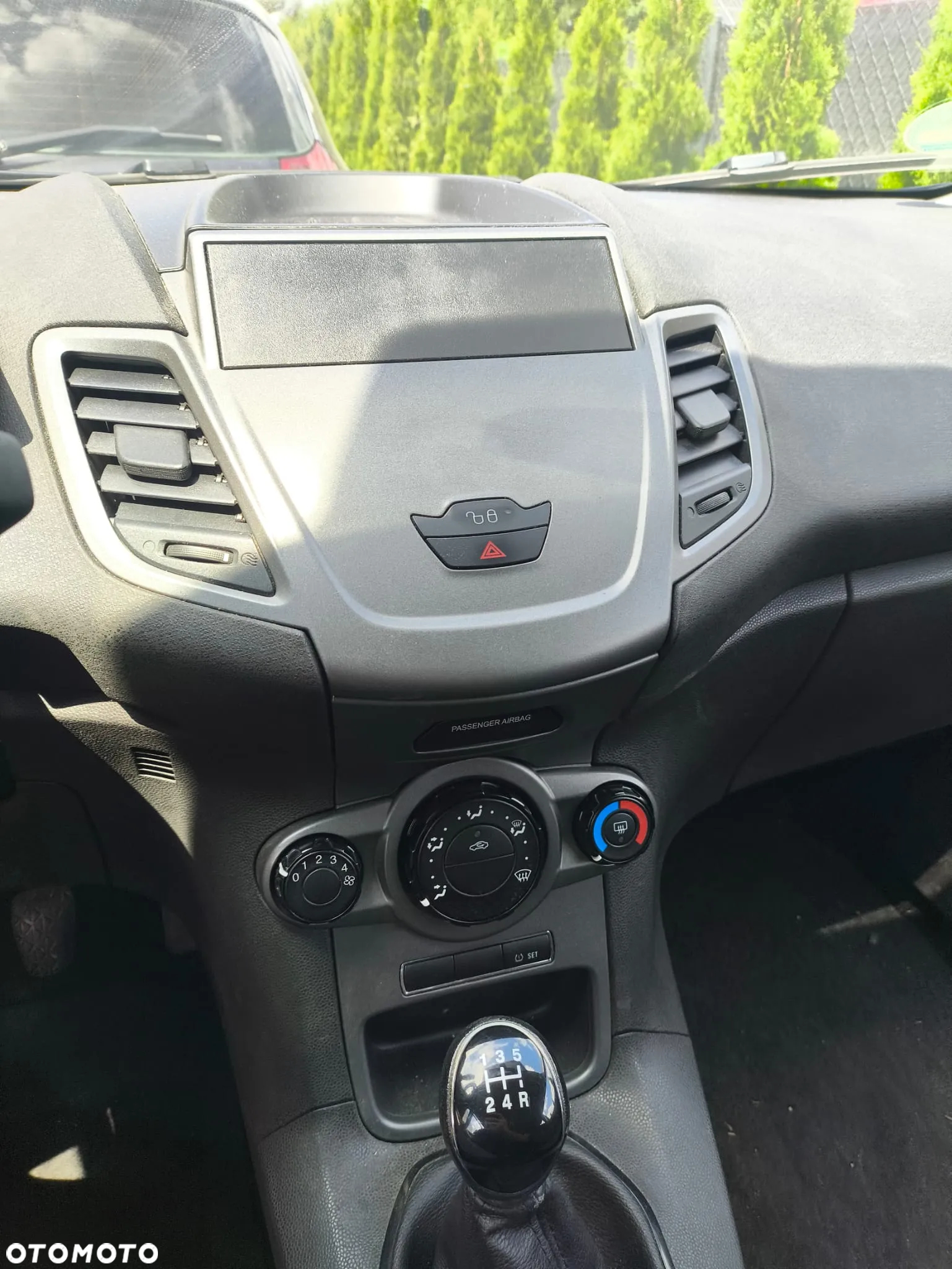 Ford Fiesta 1.25 Ambiente - 8