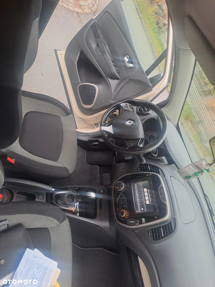 Renault Captur - 25