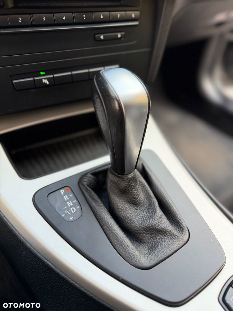 BMW Seria 3 - 24