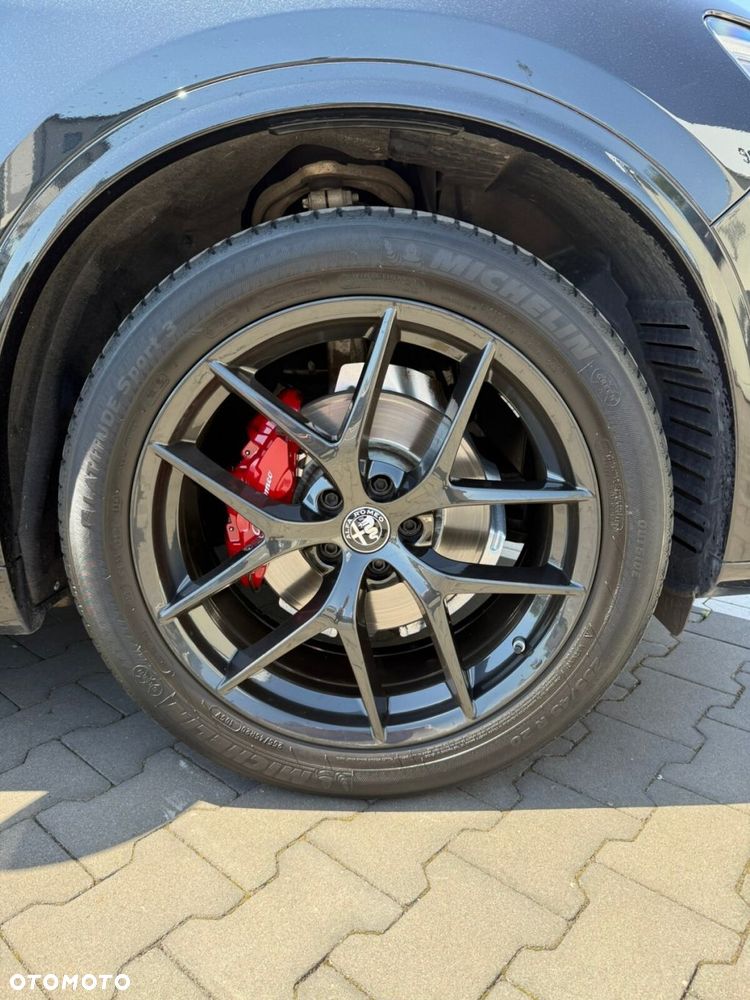 Alfa Romeo Stelvio 2.0 Turbo Veloce Q4 - 36
