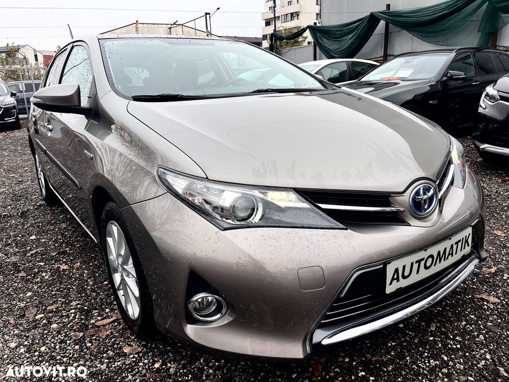 Toyota Auris 1.8 VVT-i Hybrid Automatik Executive - 2