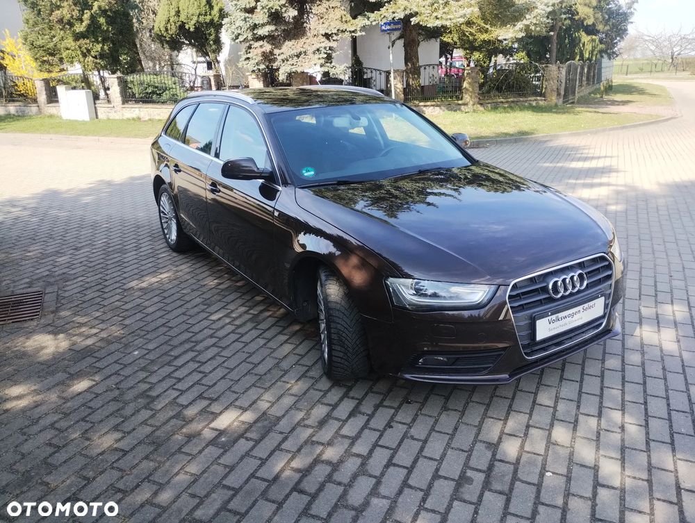 Audi A4 Avant - 10
