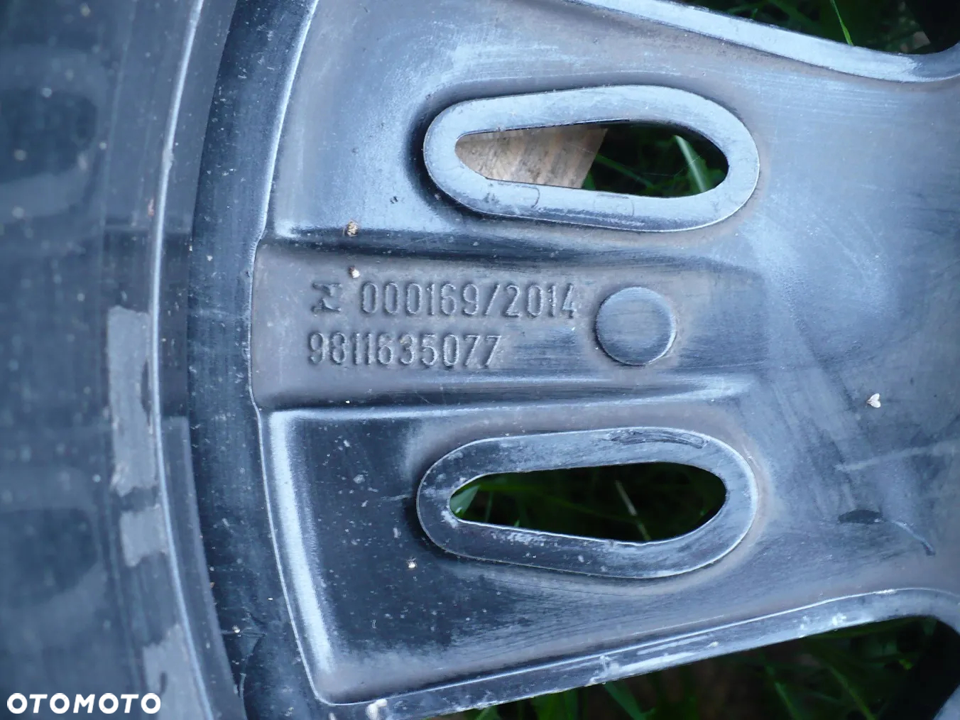PEUGEOT 9811635077 FELGA 7.5J18CH5-49ORYGI. - 5
