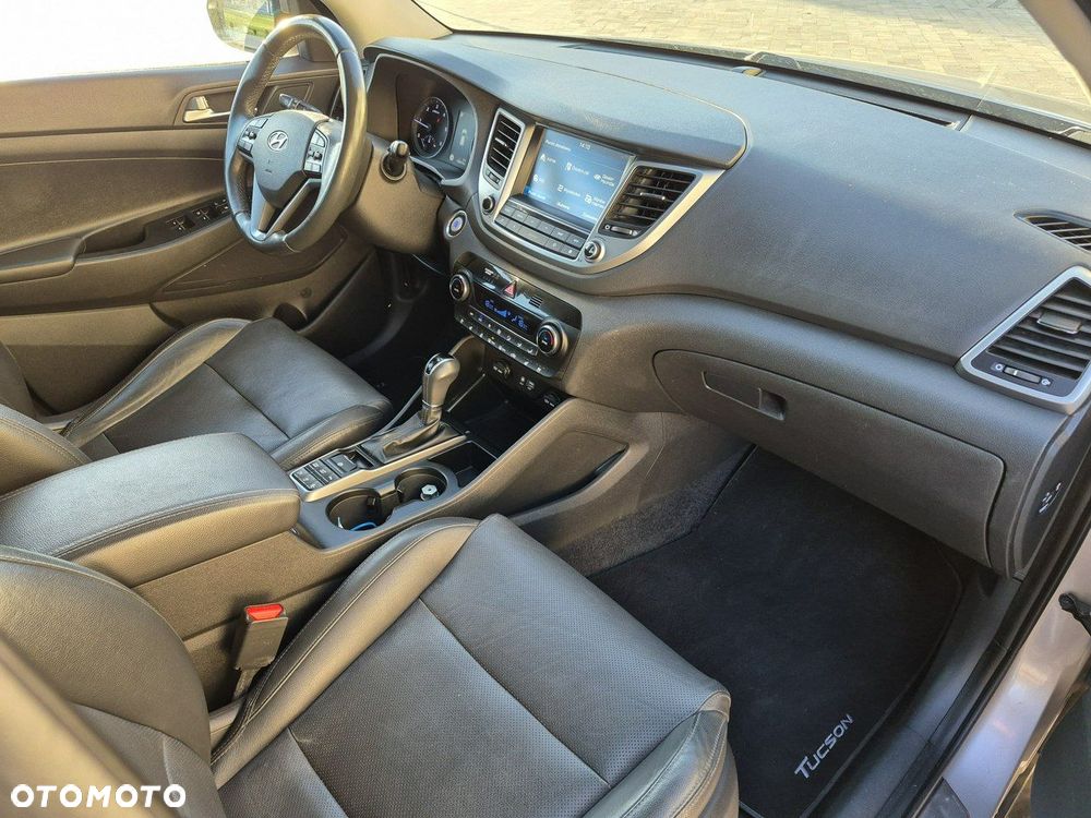 Hyundai Tucson - 12