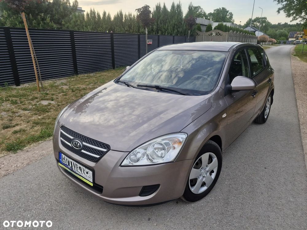Kia Ceed 1.6 Crdi Comfort - 3