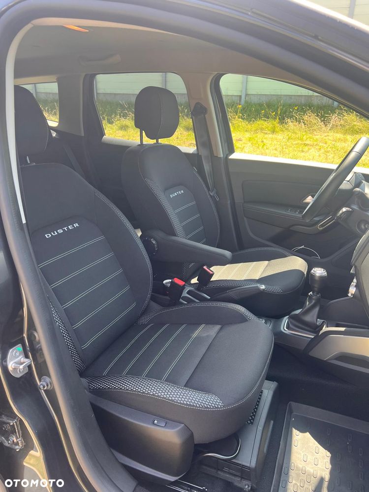 Dacia Duster 1.6 SCe Urban Explorer 4x4 S&S - 19
