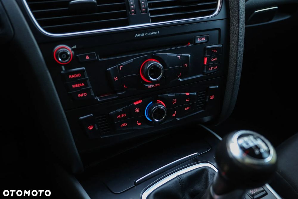 Audi A4 Avant 2.0 TDI DPF Ambition - 23