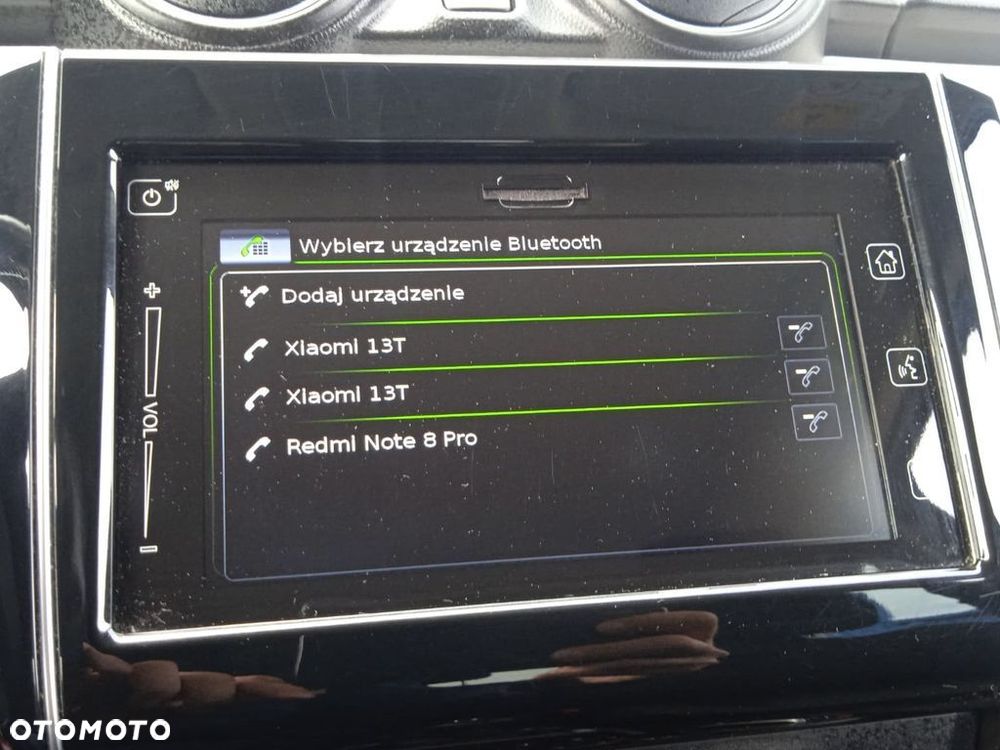 Suzuki Swift 1.2 Premium Plus - 23