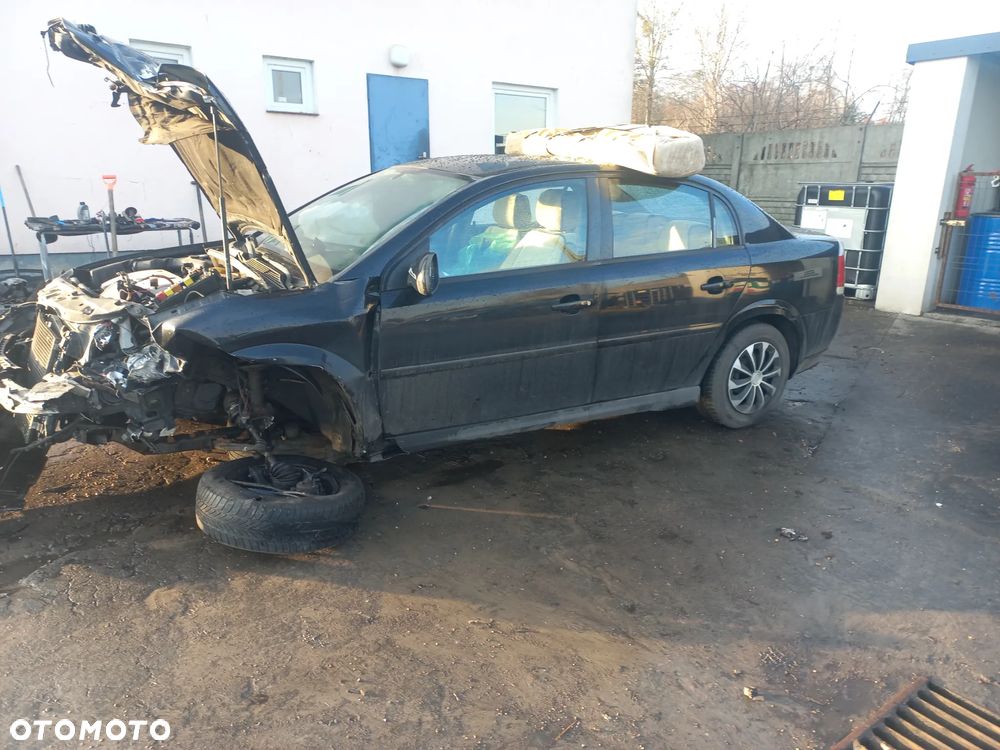 Opel Vectra C sedan 1.6 16V 04r Z20R wszystkie części - 1