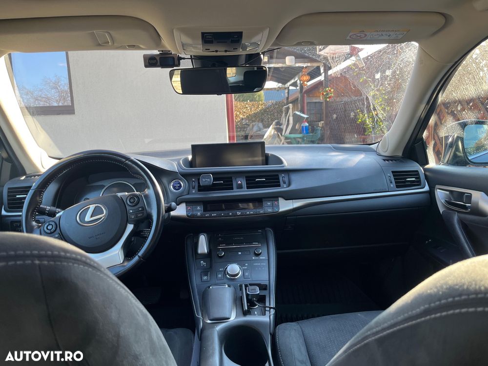 Lexus CT 200h Limited Edition - 6