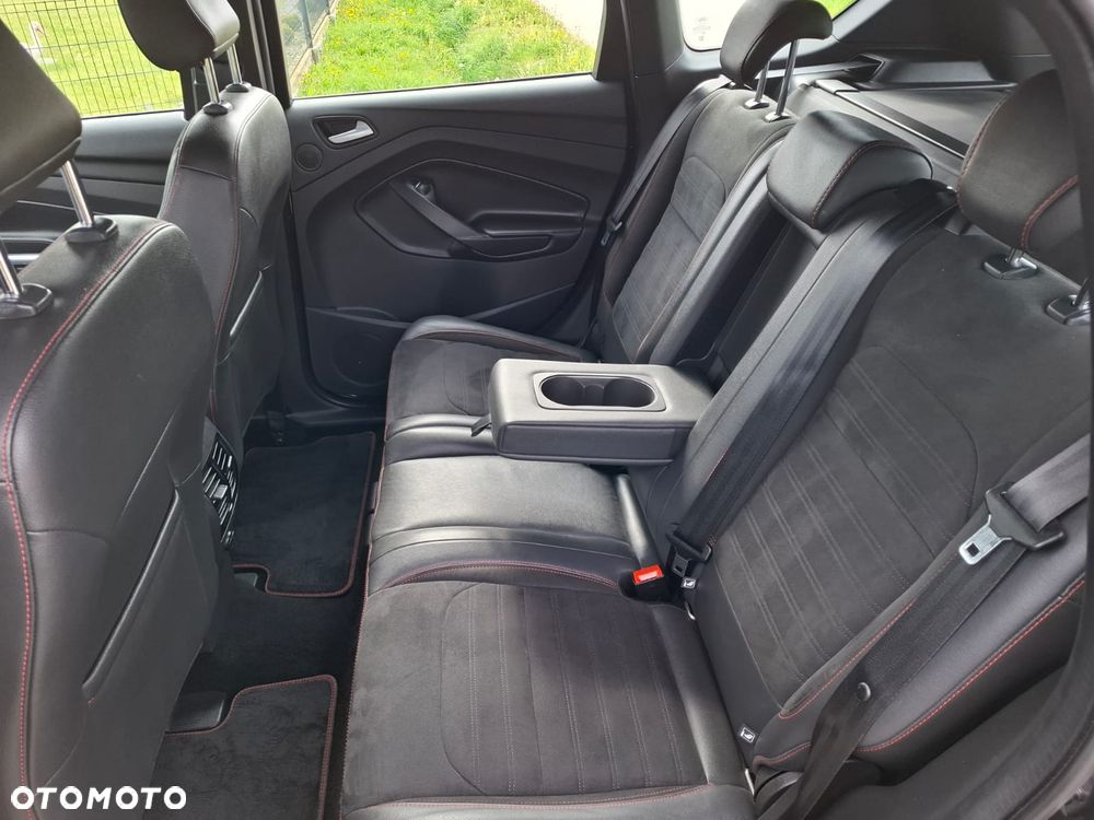 Ford Kuga 2.0 TDCi 4x2 ST-Line - 15